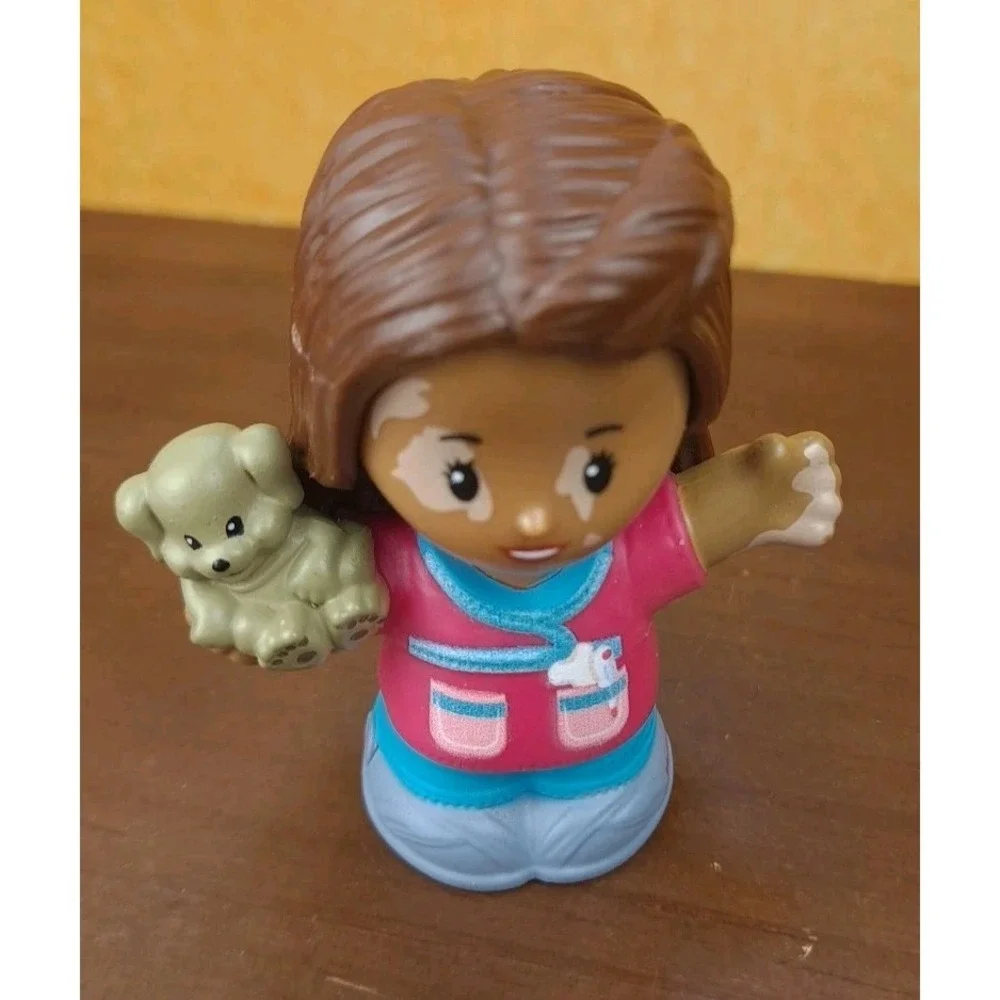 Fisher Price Little People Barbie African American Vitiligo Vet Doctor Girl 2022